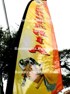 banderas publicitarias y promocionales personalizadas para ferreteras y tlapalerias hechas en banderolas mexicanas