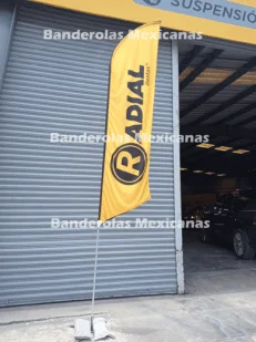 banderas publicitarias y promocionales personalizadas para radial llantas hechas en banderolas mexicanas