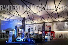 banderas publicitarias y promocionales personalizadas para expo autos merida yucatan hechas en banderolas mexicanas