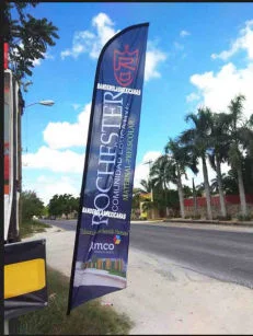 banderas publicitarias y promocionales personalizadas para escuela primaria hechas en banderolas mexicanas
