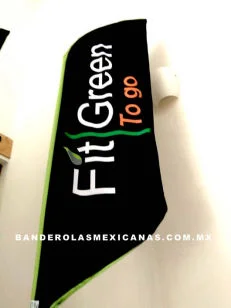 banderas publicitarias y promocionales personalizadas hechas en banderolas mexicanas