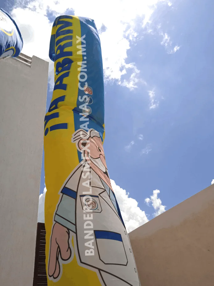 Skydancer para farmacias similares hecho en banderolas mexicanas